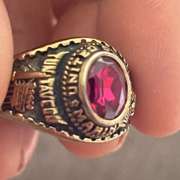 U.S. MARINE CORPS RING JOSTENS YLTM WITH RUBY STONE - Picture 3 of 7